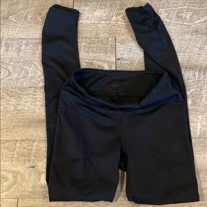 GAIAM Black Leggings with Stretchy Fabric and Snug Fit
